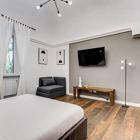 Bdc - The Boss: Stunning 2-bdr @termini Apartament Rzym