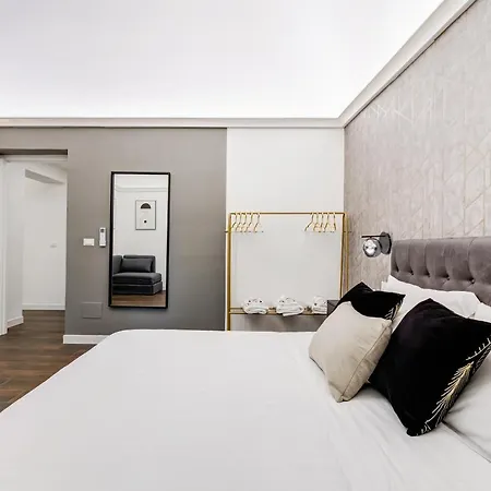 Apartment Bdc - The Boss: Stunning 2-bdr @termini